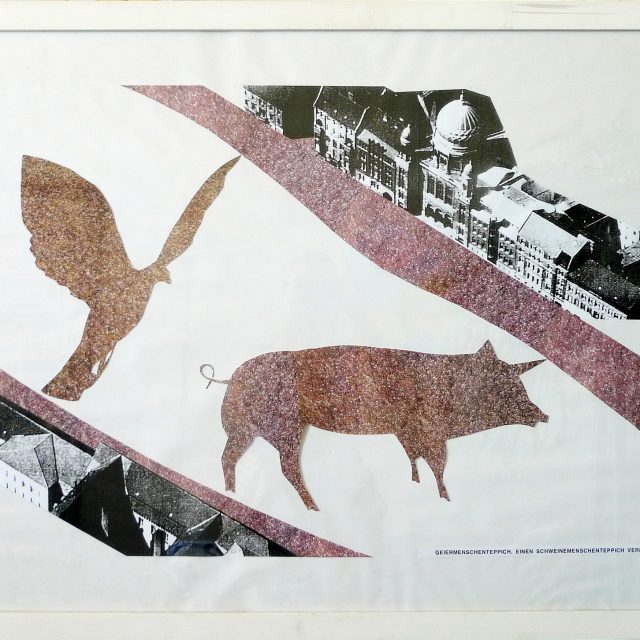 GEIERMENSCHENTEPPICH, EINEN SCHWEINEMENSCHENTEPPICH VERFOLGEND